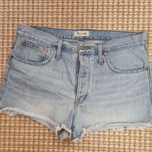 Frayed Hem Light Blue Denim Shorts